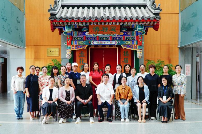 第六期高级讲师培训班暨第七期高校教师插花花艺技能